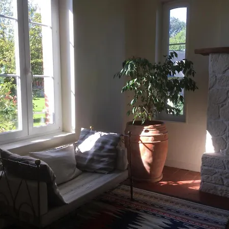 Cmg - Maison Bourgeoise Avec Jardin