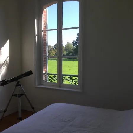 Cmg - Maison Bourgeoise Avec Jardin *